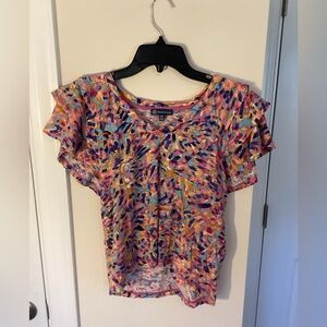 Democracy, Short Sleeve Knit Top with a colorful abstract pattern, petite small